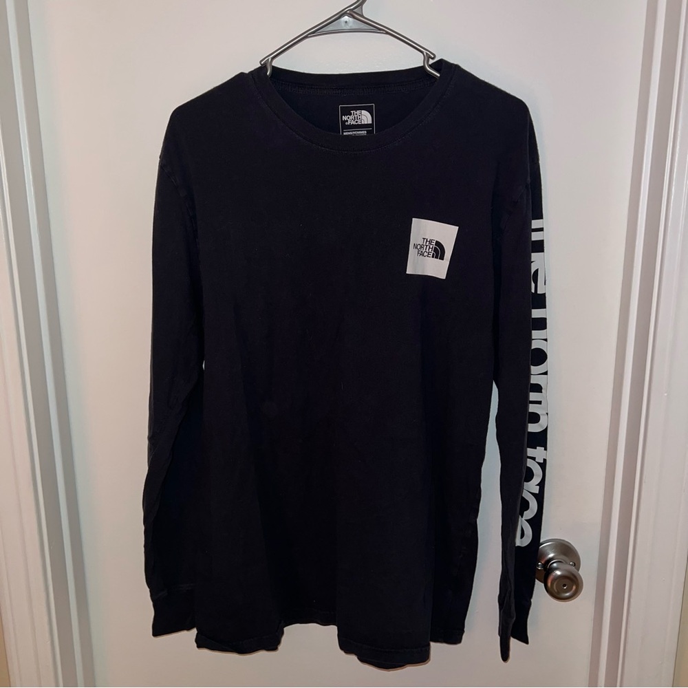 The North Face | Navy and White Long Sleeve Tee